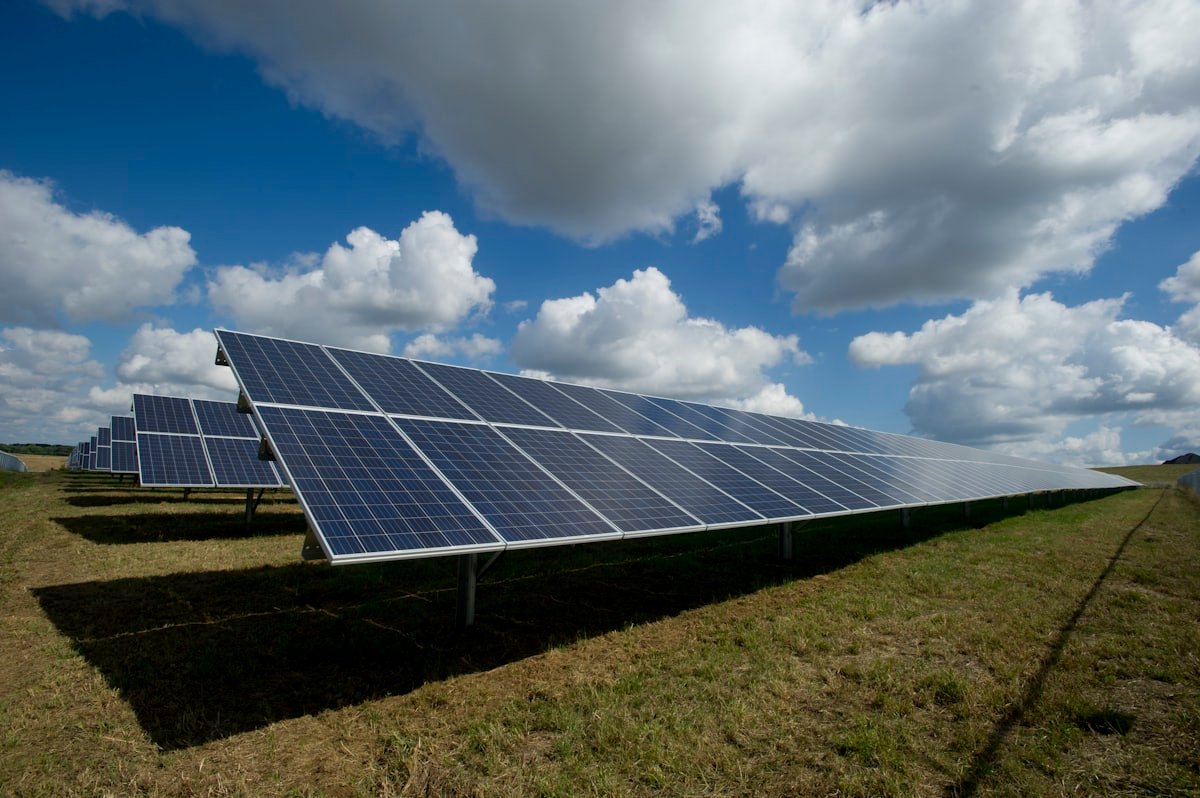 Planungsvisualisierung einer Freiflächen-Photovoltaikanlage