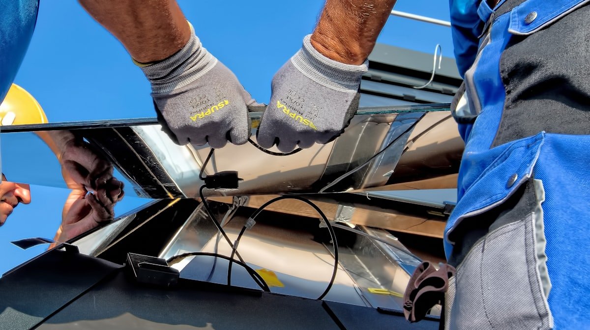 Solarmodule und Komponenten in der Beschaffung